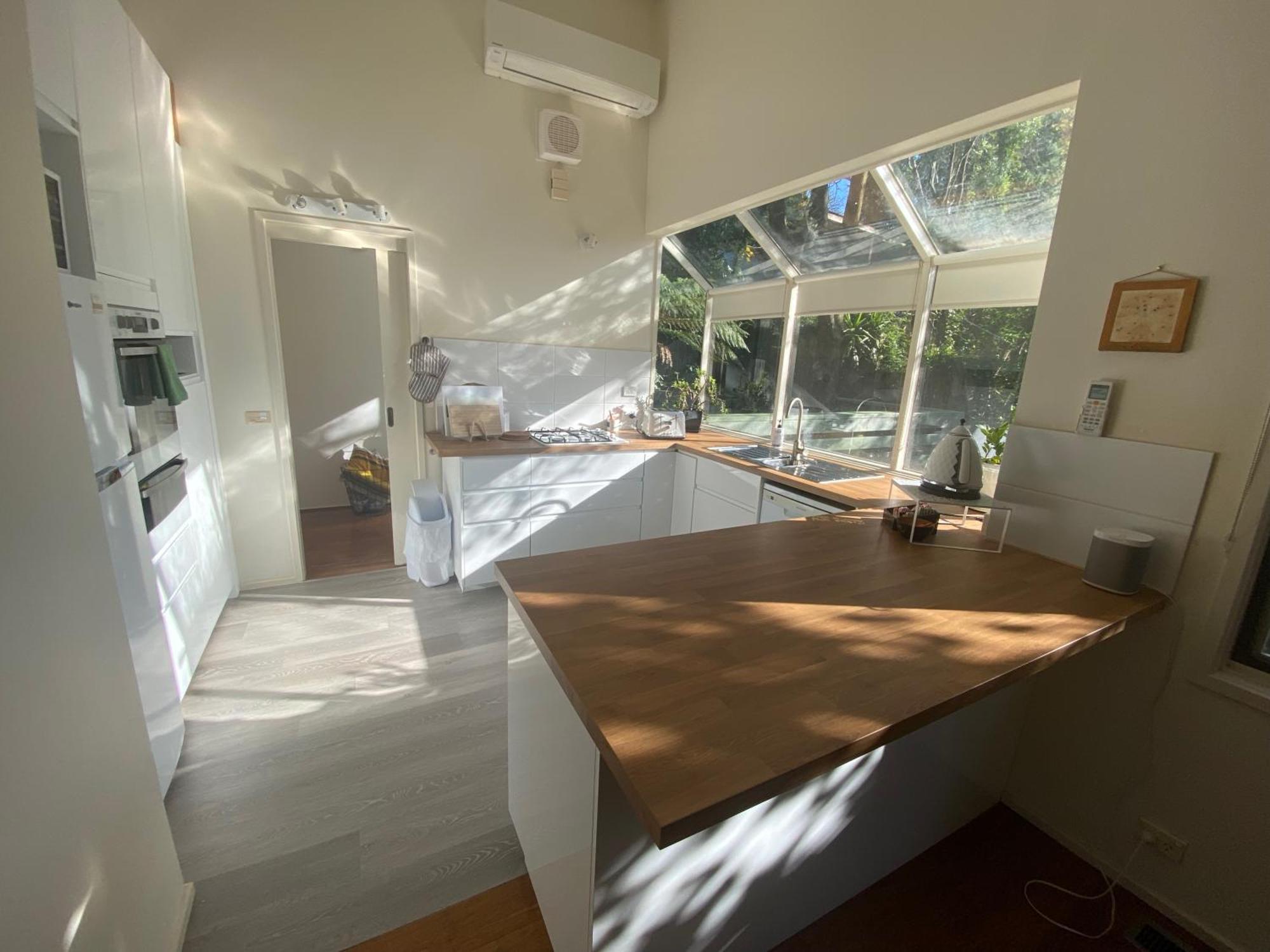 Sassafras Treehouse Private Home In The Dandenong Ranges, Victoria Eksteriør billede
